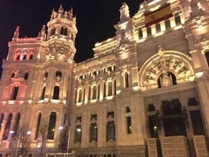 Madrid Vibrante: Um Passeio pela Alma da Espanha