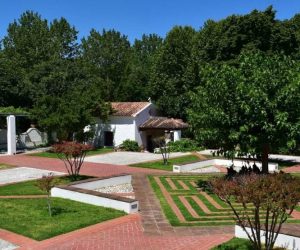 hotel-vila-vicosa-outside3-870x555